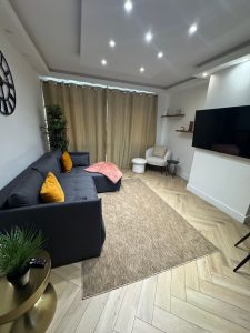 Flowersmead, Greater London